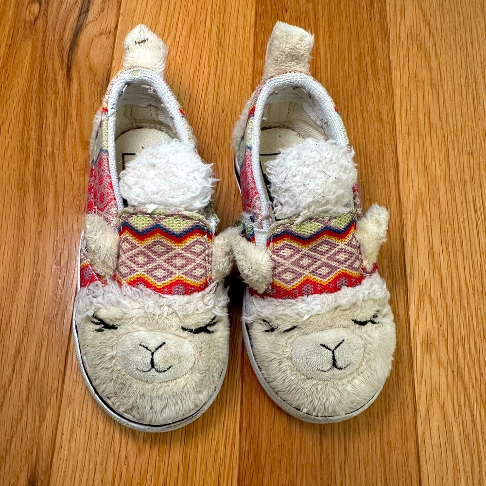 Llama Vans, toddler size 6